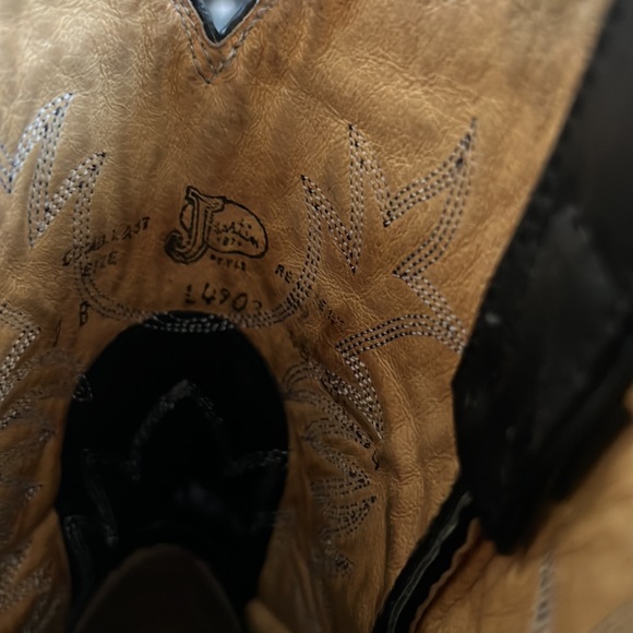Justin’s Black Leather Boots - Picture 2 of 13